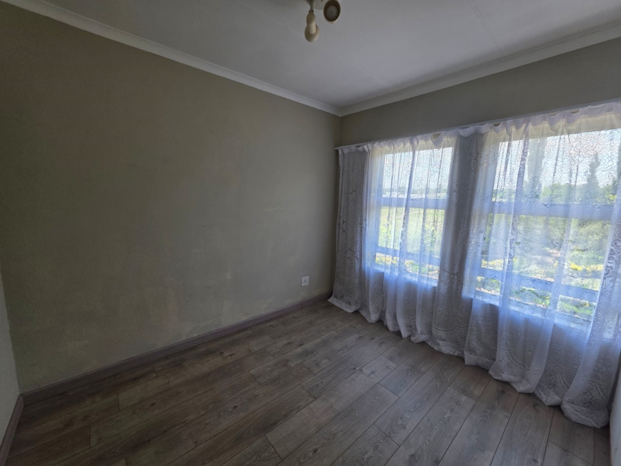 To Let 2 Bedroom Property for Rent in Vaalpark Free State